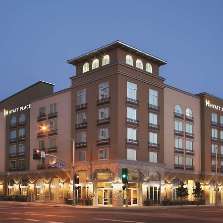 Hyatt Place Riverside Downtown Экстерьер фото