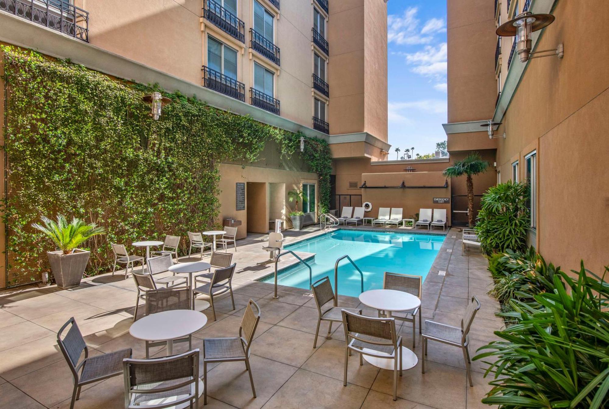 Hyatt Place Riverside Downtown Экстерьер фото