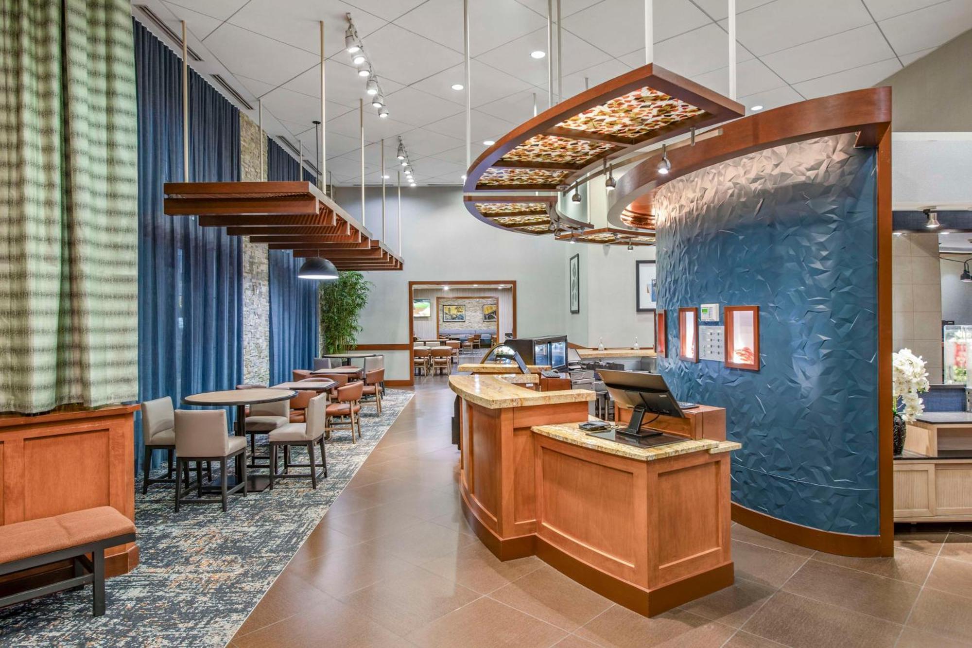 Hyatt Place Riverside Downtown Экстерьер фото