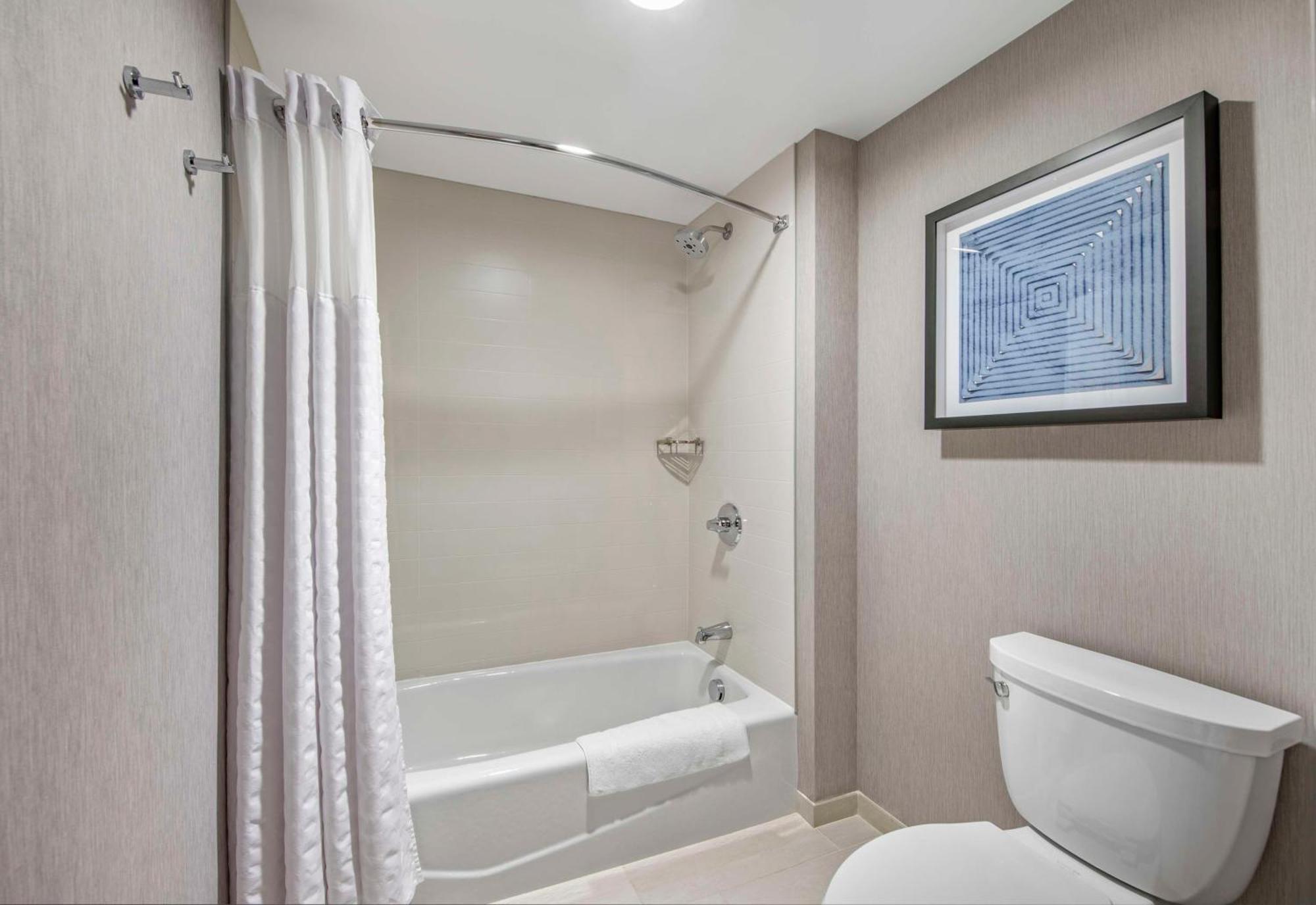 Hyatt Place Riverside Downtown Экстерьер фото