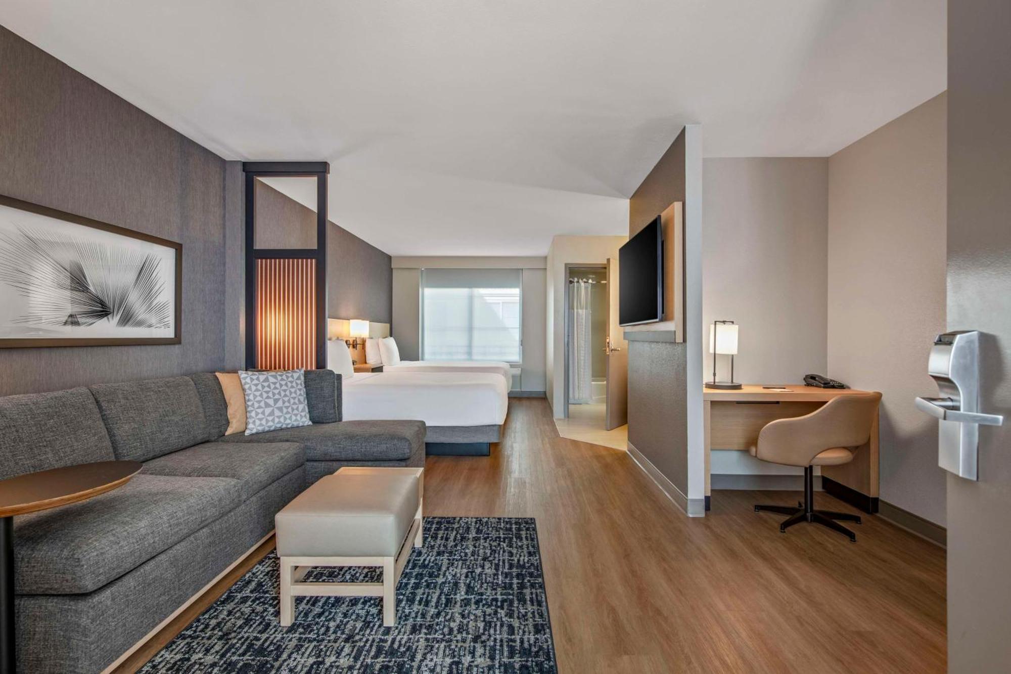Hyatt Place Riverside Downtown Экстерьер фото