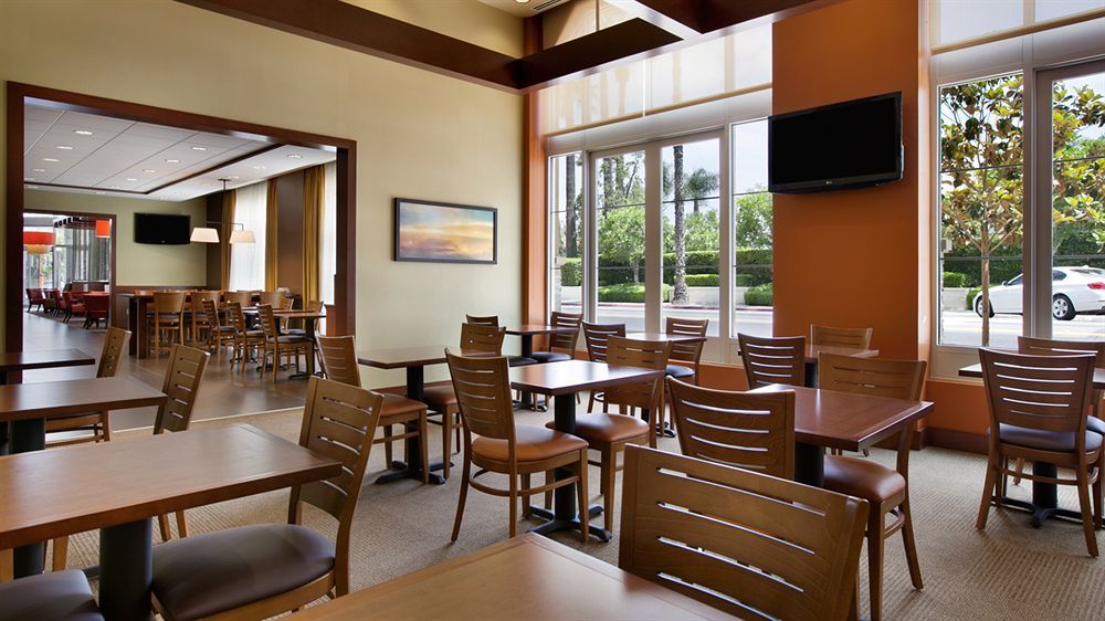 Hyatt Place Riverside Downtown Экстерьер фото